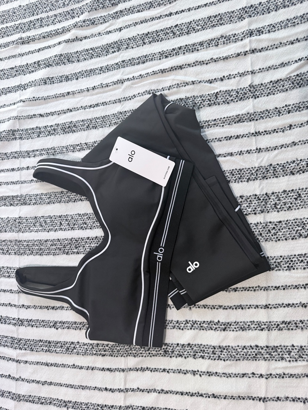 ALO Yoga Black Leggings and Sports Bra with White Piping